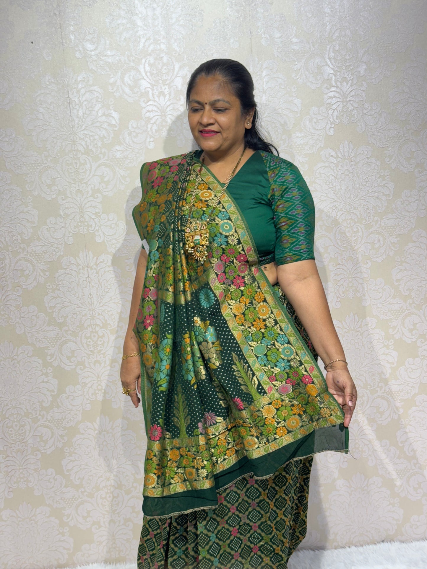 PURE JORJET GREEN BANDHANI