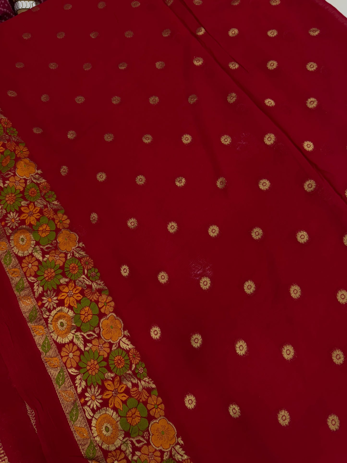 PURE JORJET RED BANDHANI