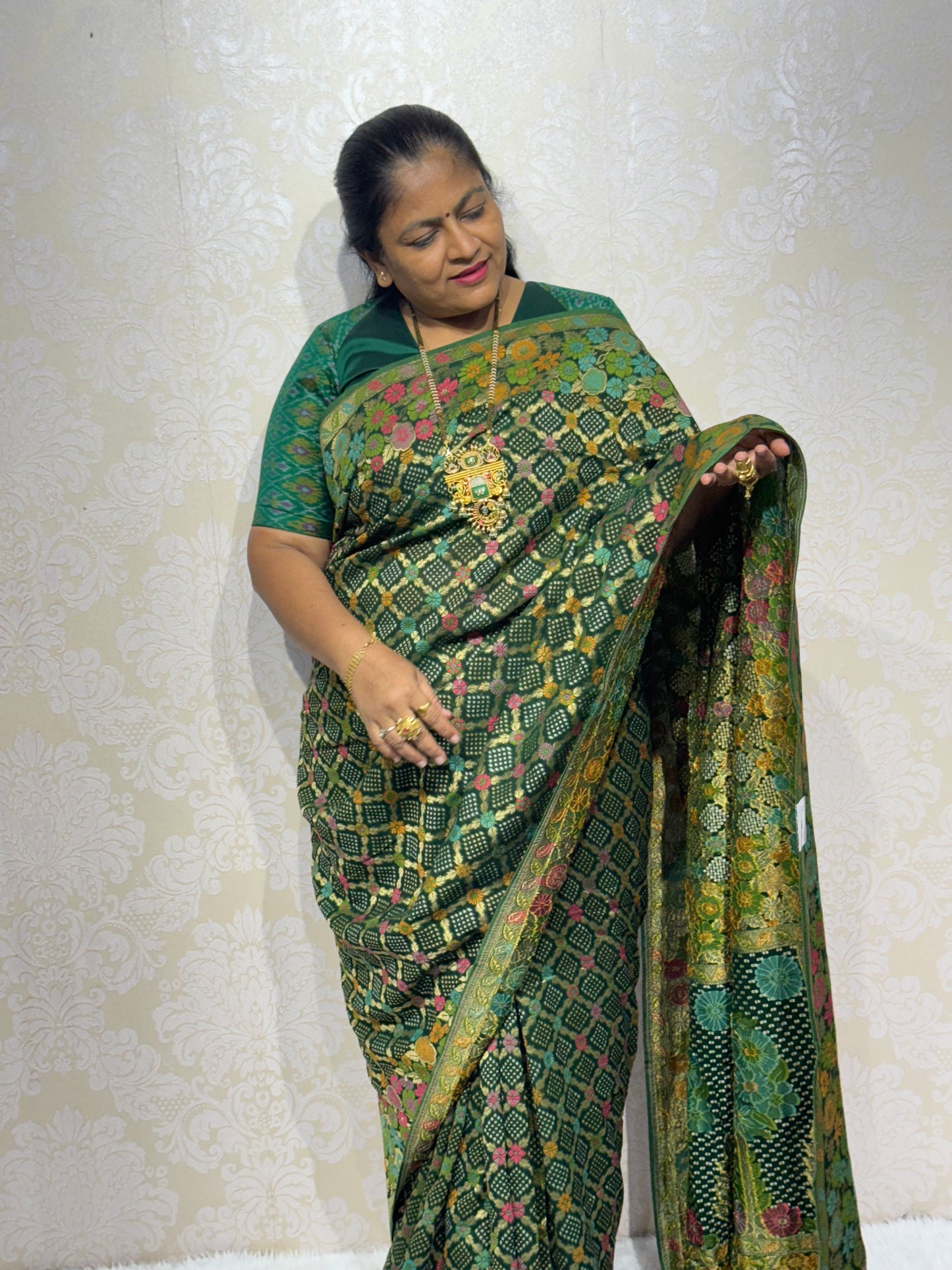 PURE JORJET GREEN BANDHANI