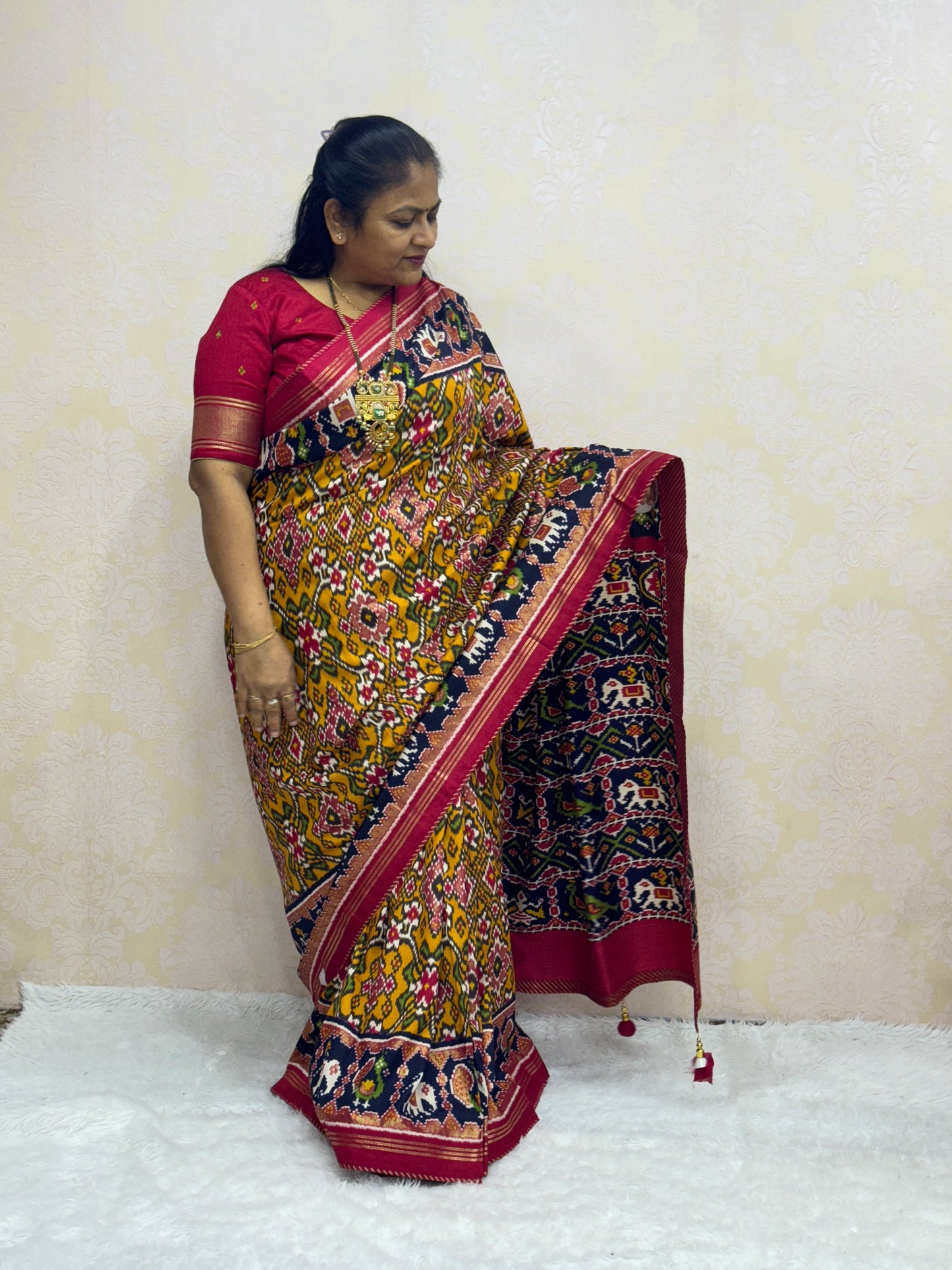 VIPUL AROMA SILK PATOLA - YELLOW