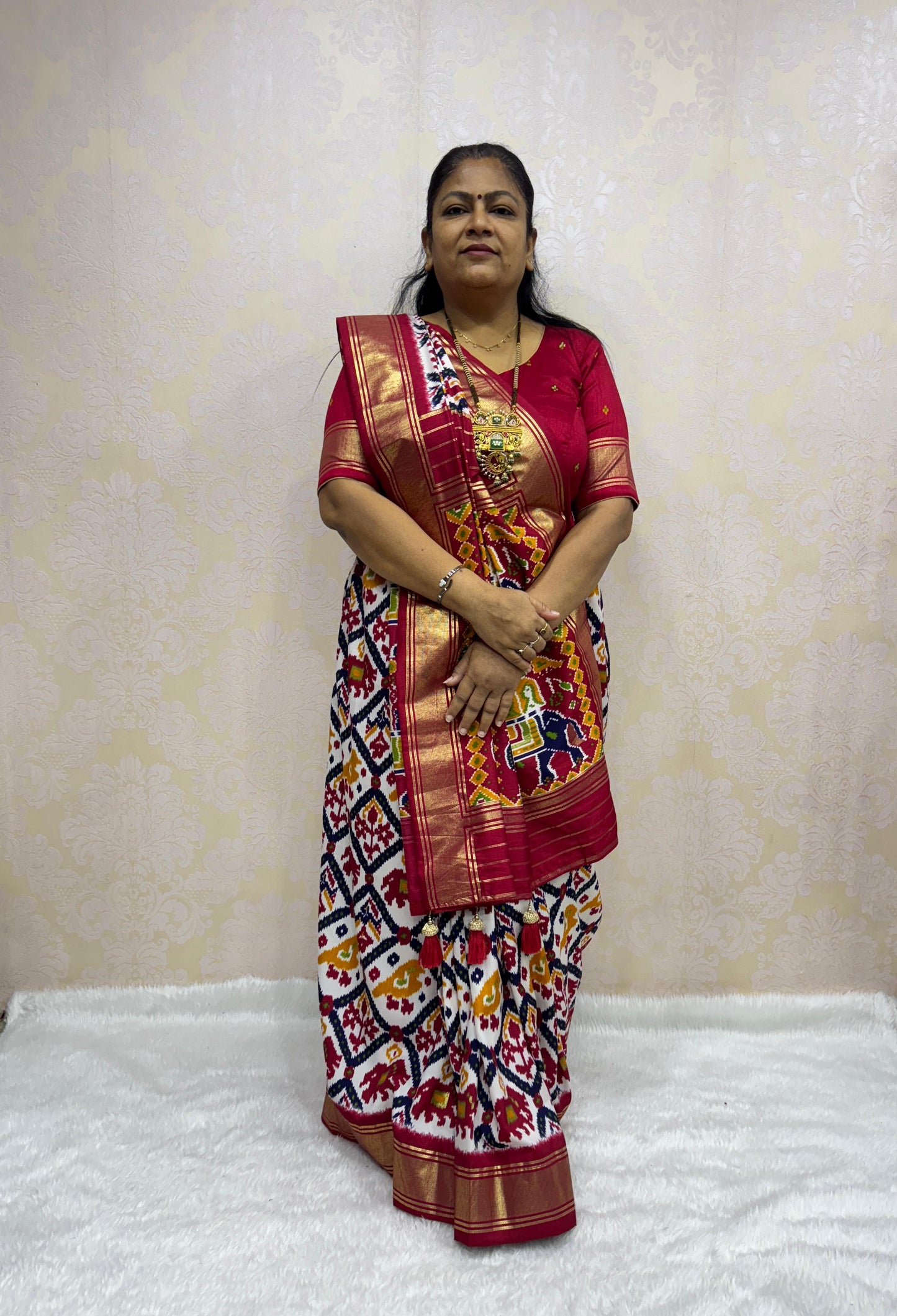 VIPUL AROMA SILK - RED
