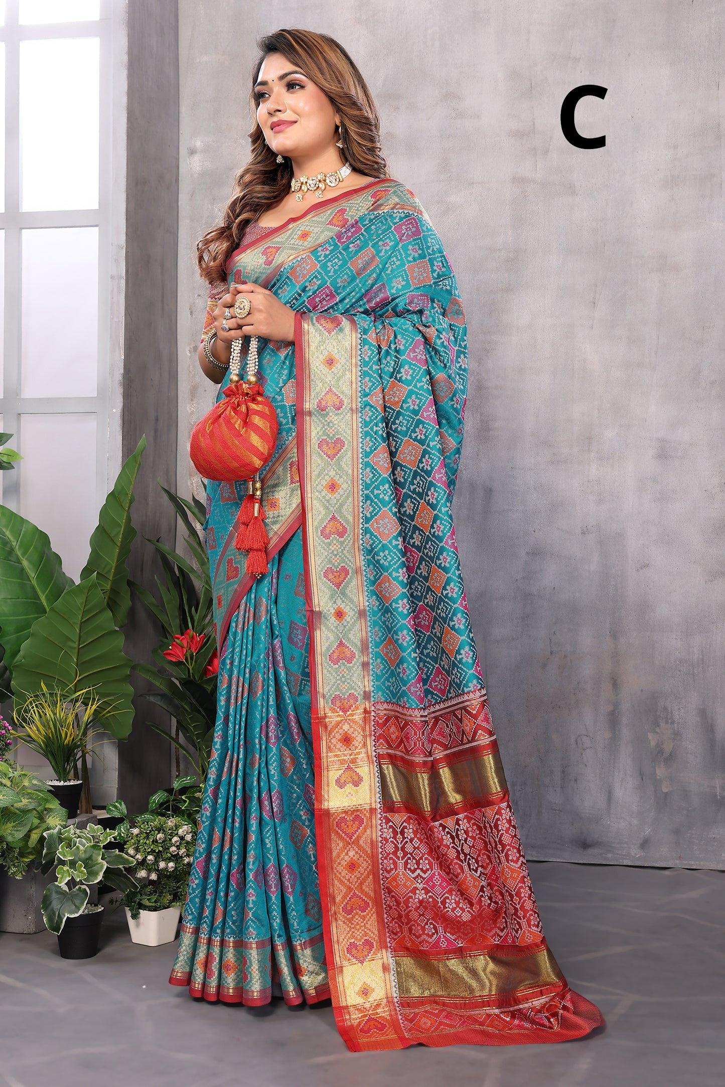 RAANISA DESGINER SAREE