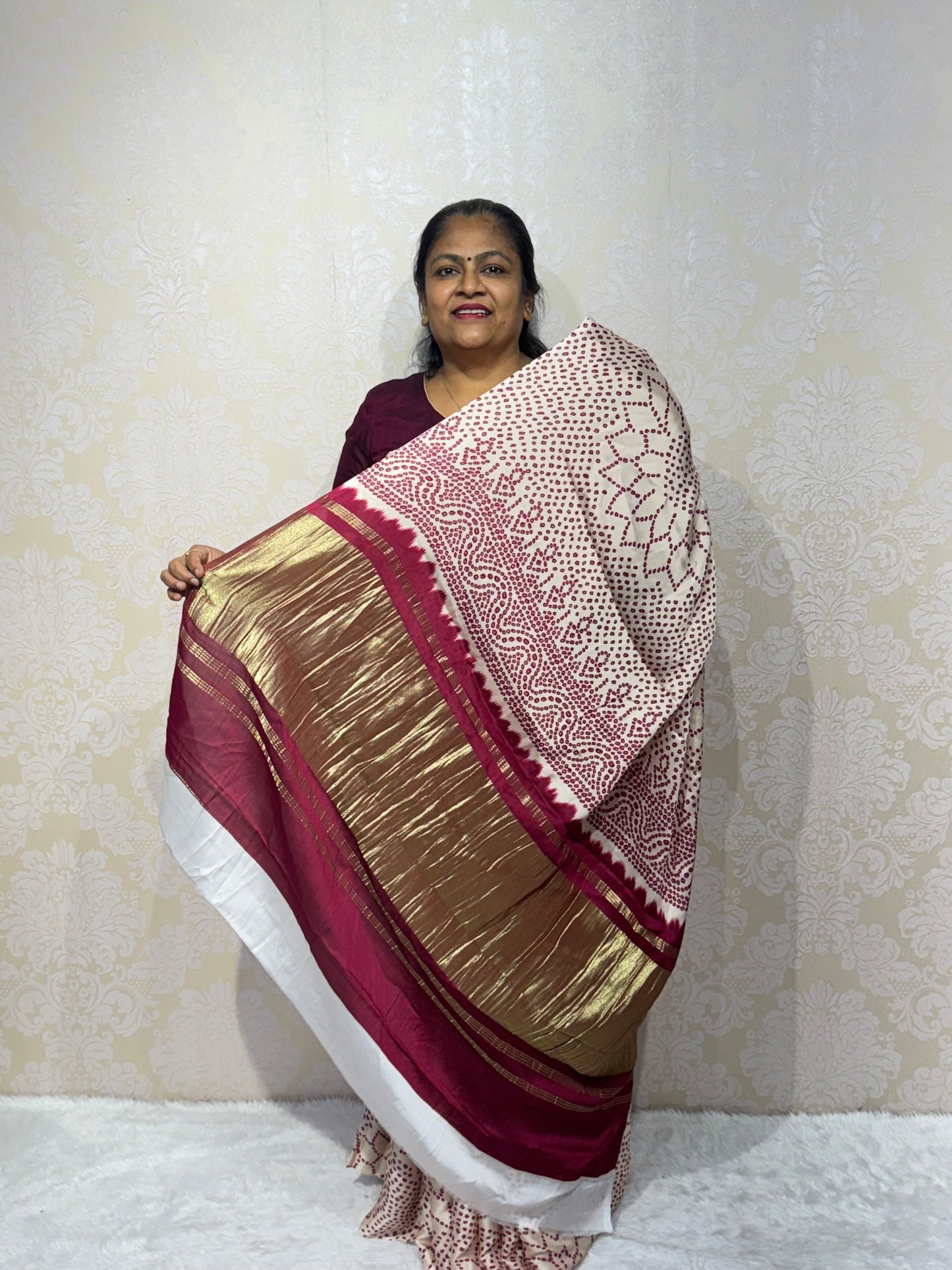 PURE GAJI MARUN SILK BANDHANI