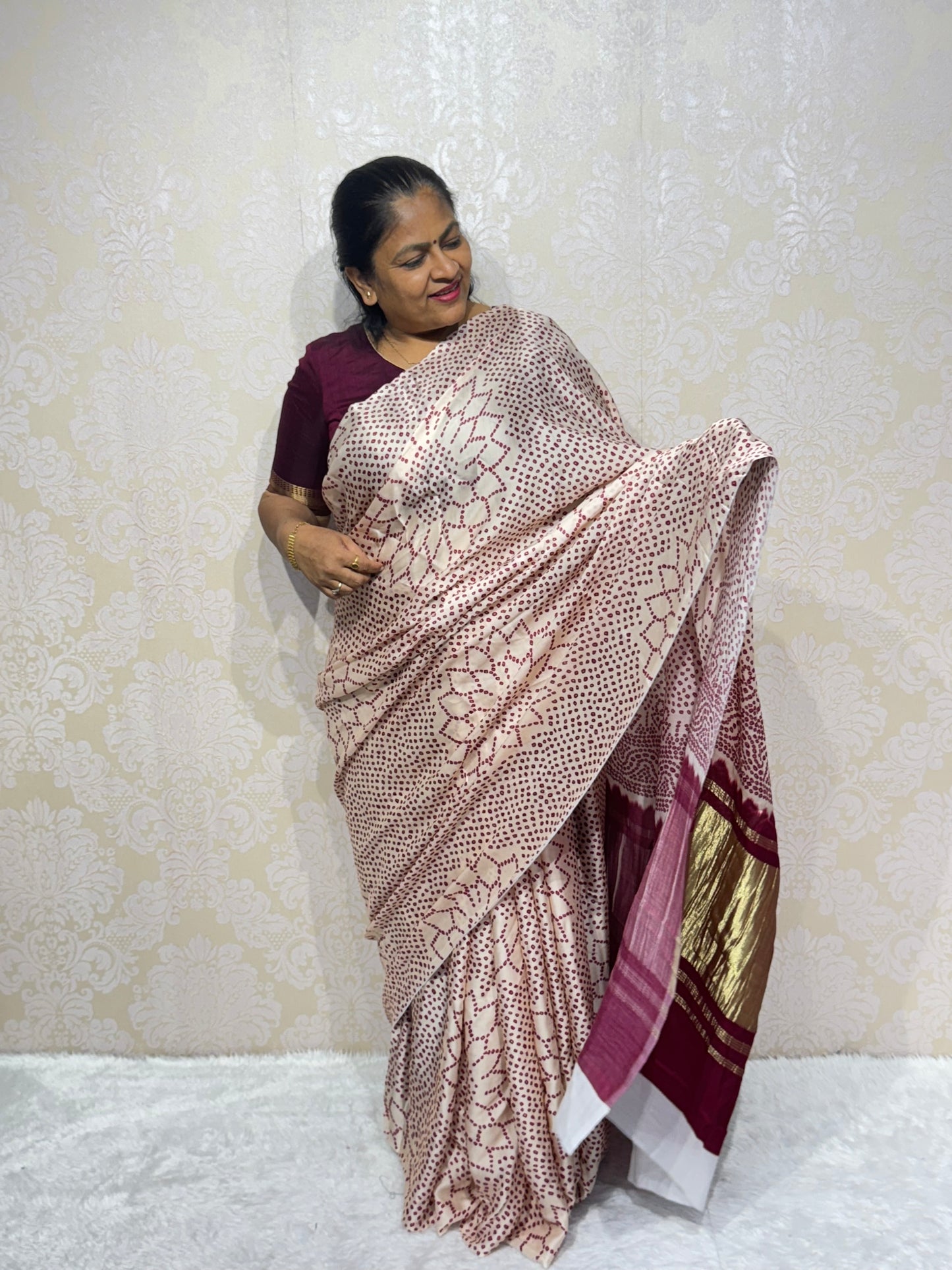 PURE GAJI MARUN SILK BANDHANI