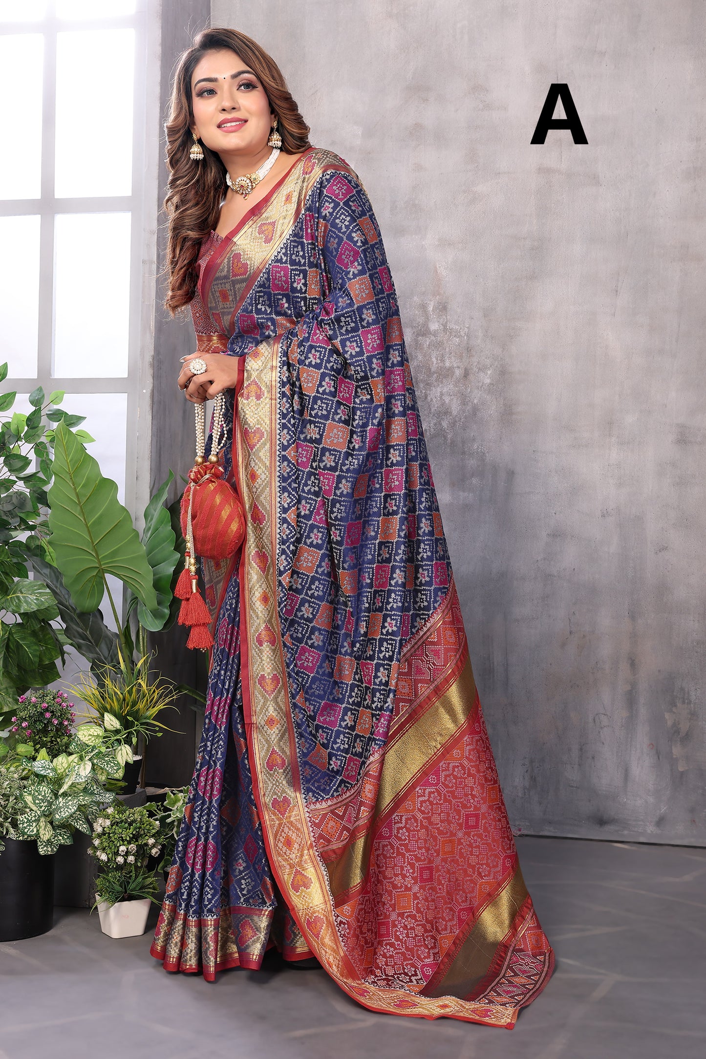 RAANISA DESGINER SAREE