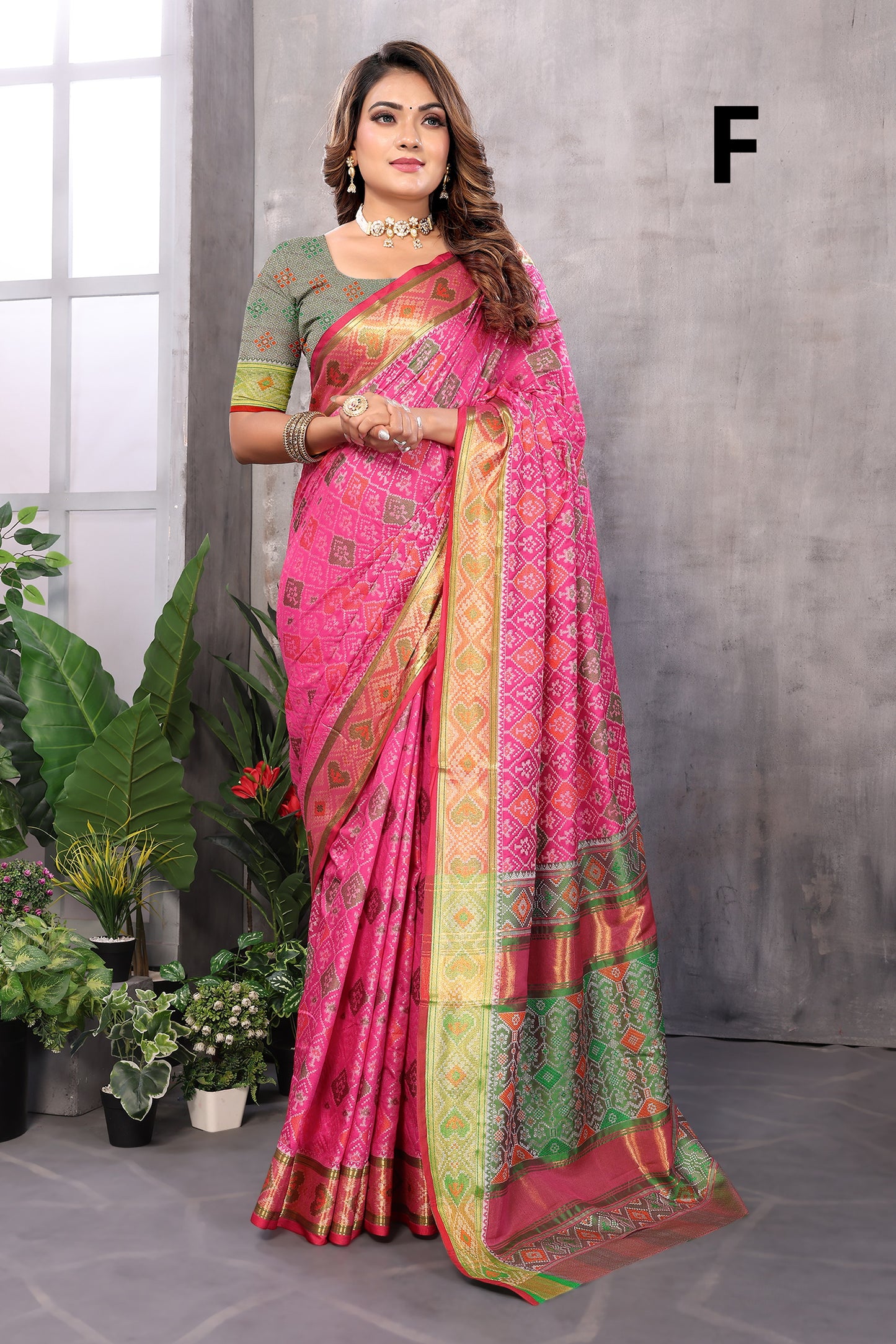 RAANISA DESGINER SAREE